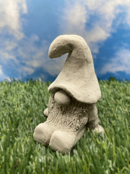 Paint-a-Gnome at Village Brewery